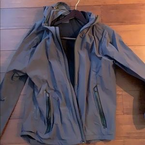 Men’s rain coat